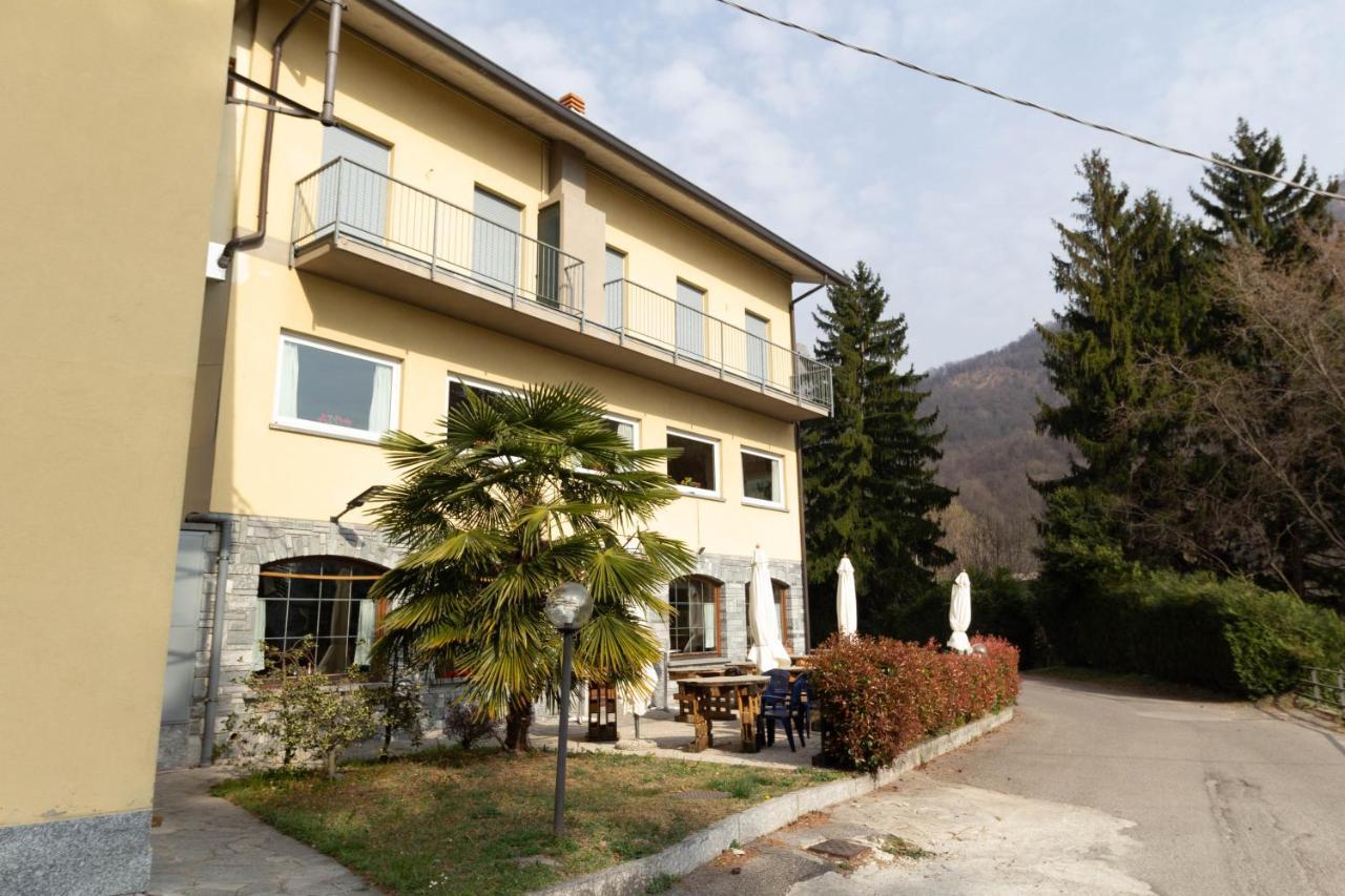 La Pineta - Le Casette Di Osvaldo Lecco Kültér fotó